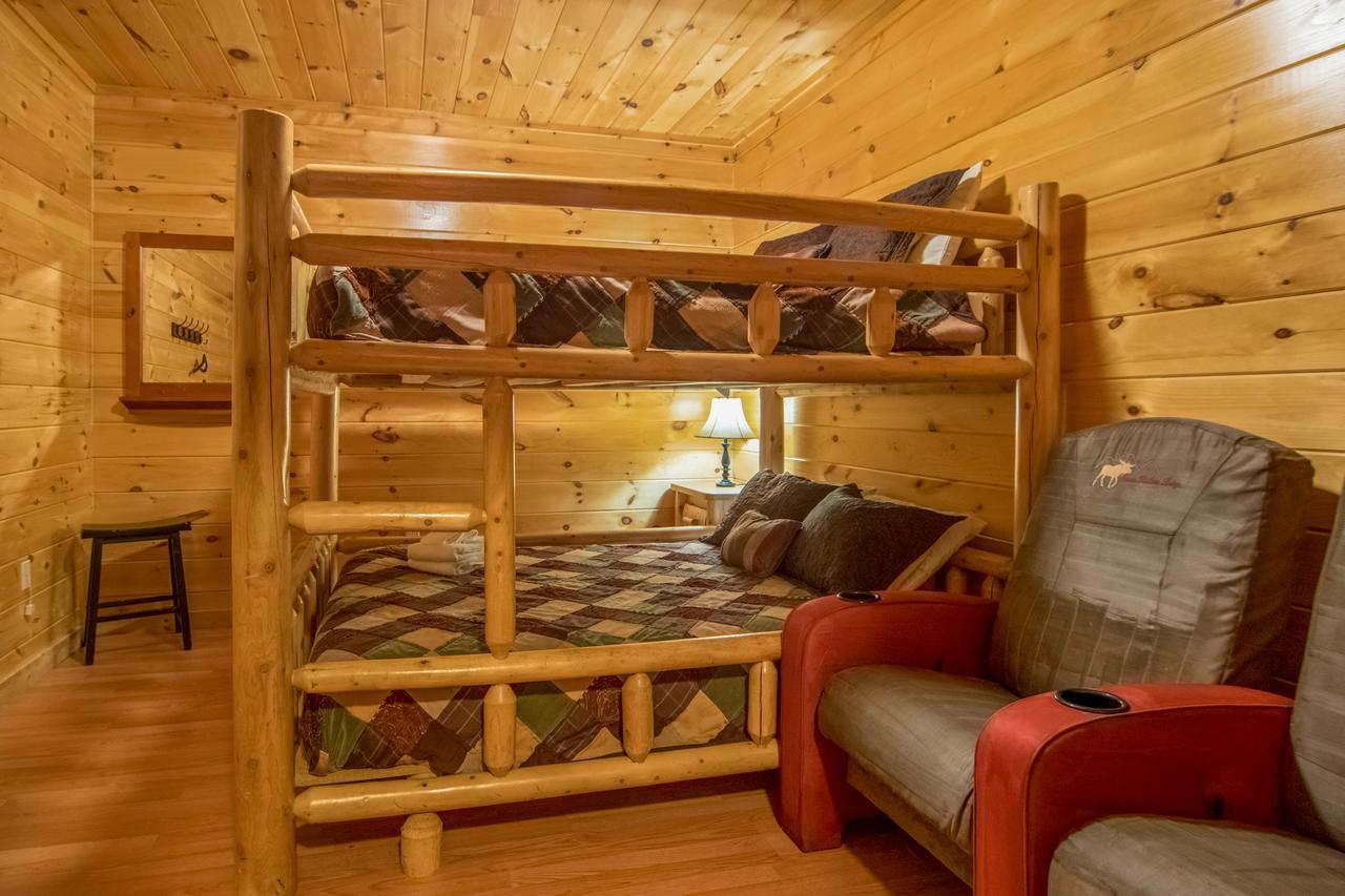 Moose Hollow Lodge Pigeon Forge Εξωτερικό φωτογραφία